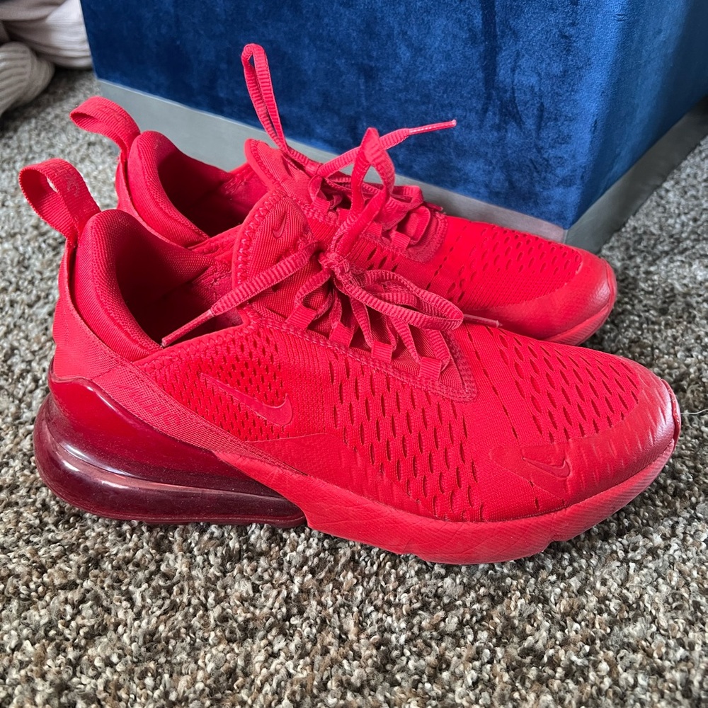 Nike shoes size 7Y